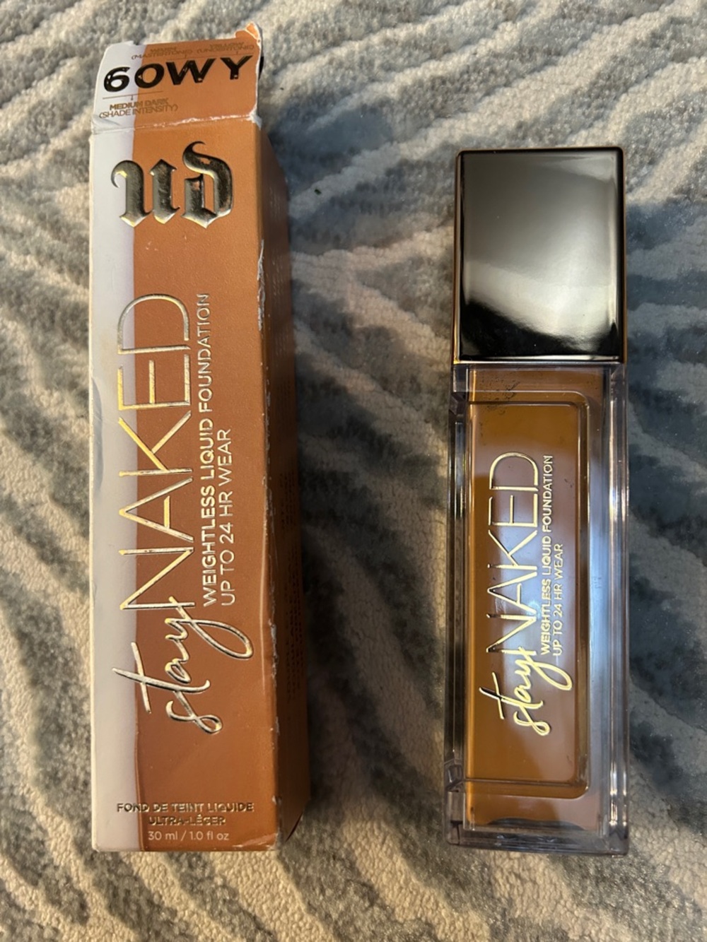 Urban Decay Stay Naked weightless foundation, 60WY